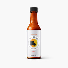 Load image into Gallery viewer, Berbere is a spice mixture whose constituent elements usually include chili peppers, coriander, garlic, ginger, basil, korarima, rue, ajwain or radhuni, nigella, and fenugreek. It is a key ingredient in the cuisines of Ethiopia